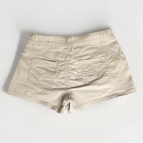 Siko Jeans White Denim Shorts Women’s Size 12 Cotton Blend Stretchy Soft Summer - Picture 2 of 7